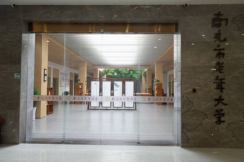 ��ѧ����չʾg