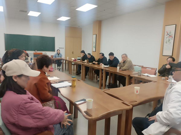 �������ѧ���н�ʦ��̸��